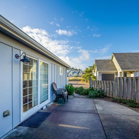 The Surfbird Villa Pacific City Exteriör bild