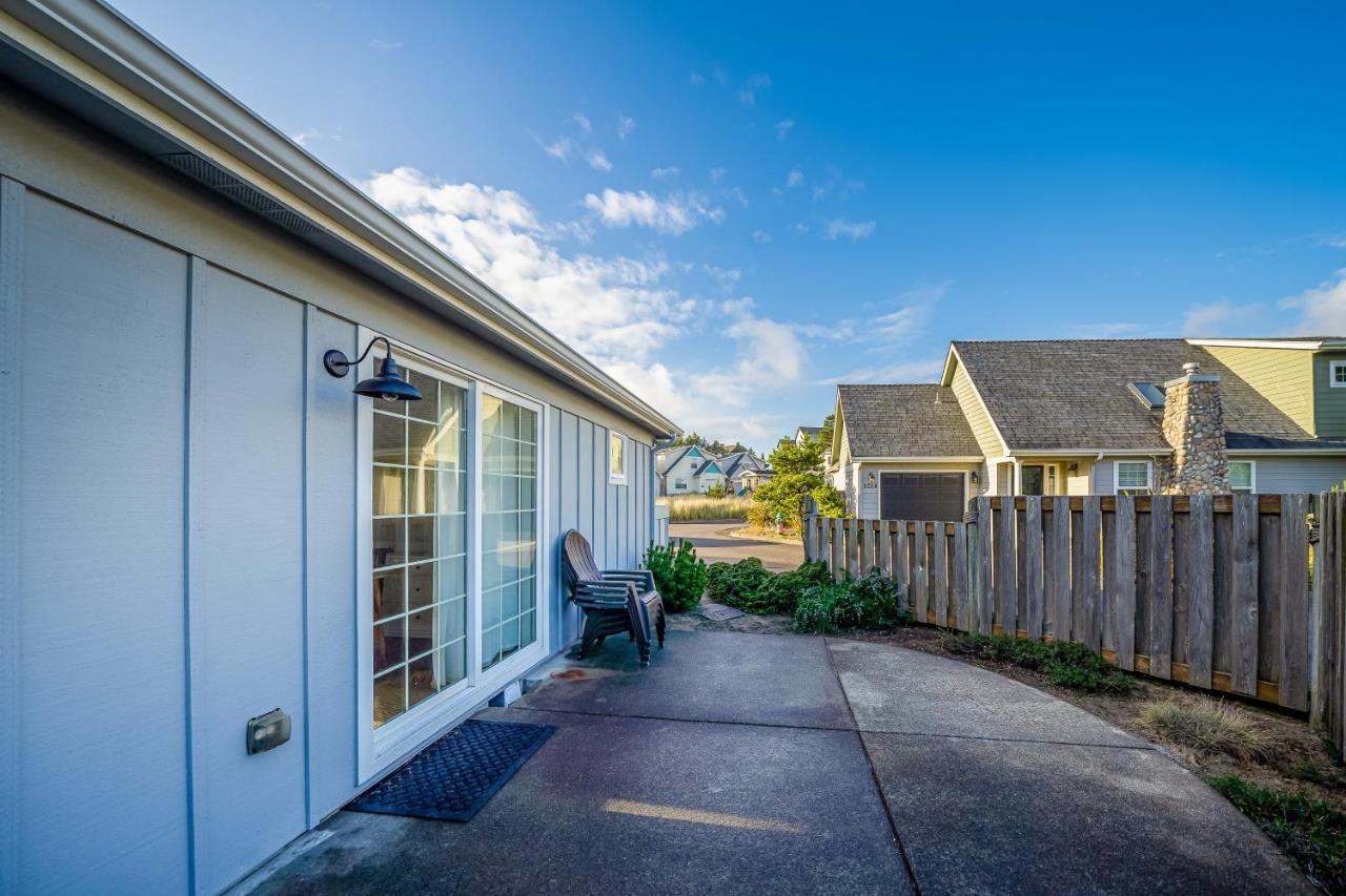 The Surfbird Villa Pacific City Exteriör bild